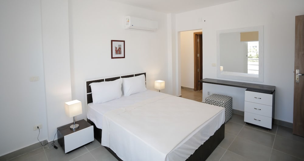 Prime Holidays Amwaj