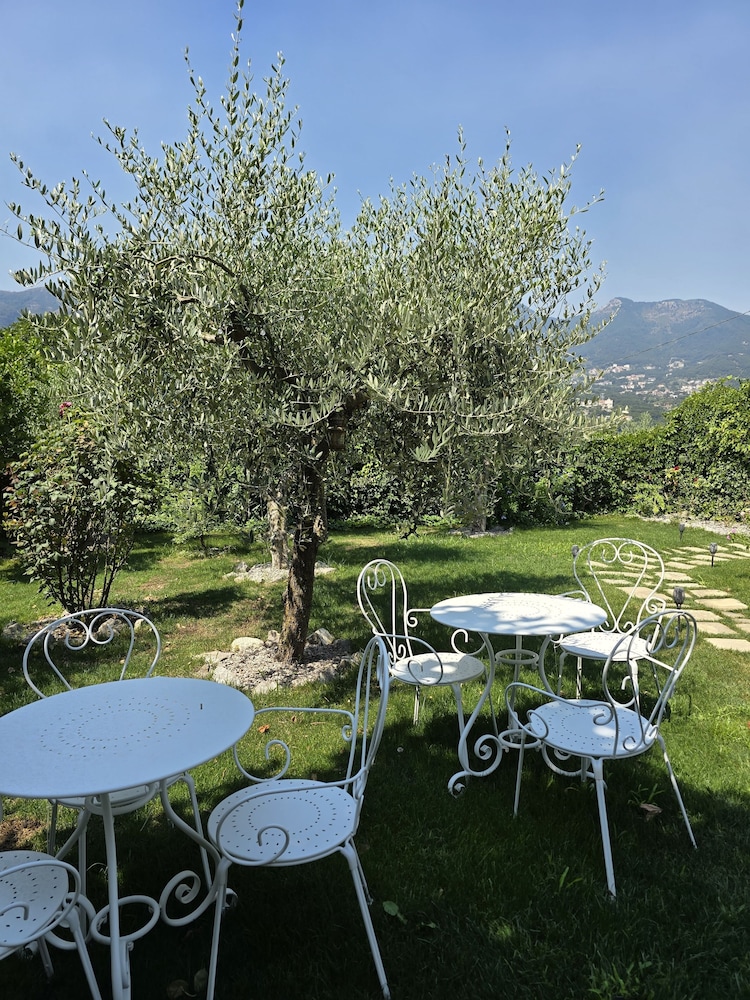 Tramonti Divini Amalfi Country House