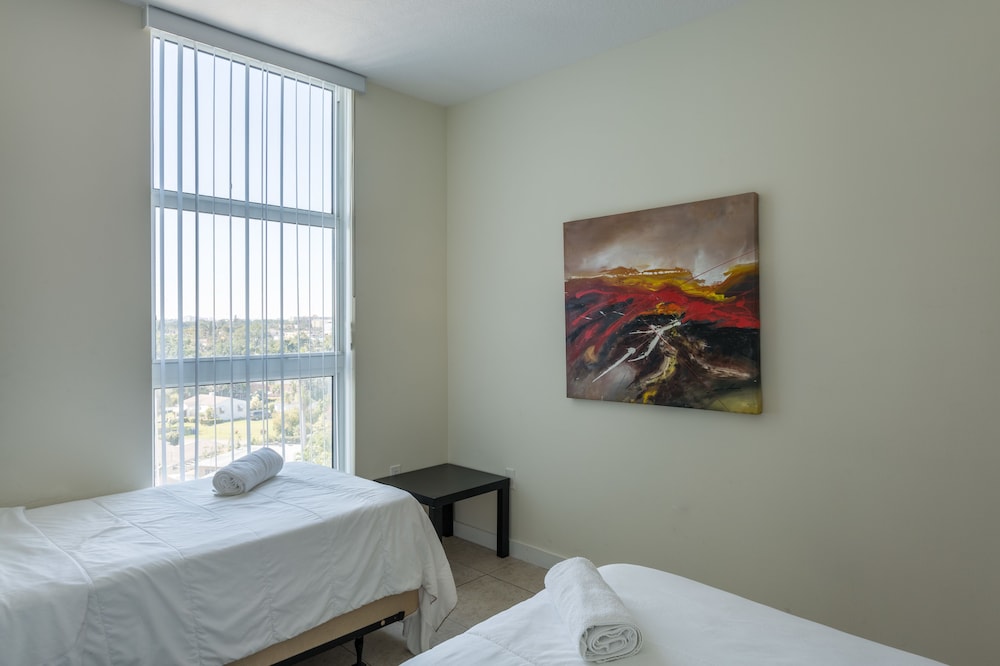 Oaks on the River Boutique Residences