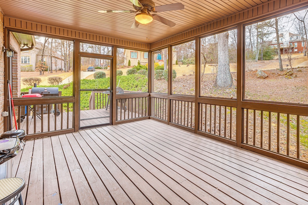 Home Theater & Yard: Family Retreat in Bessemer