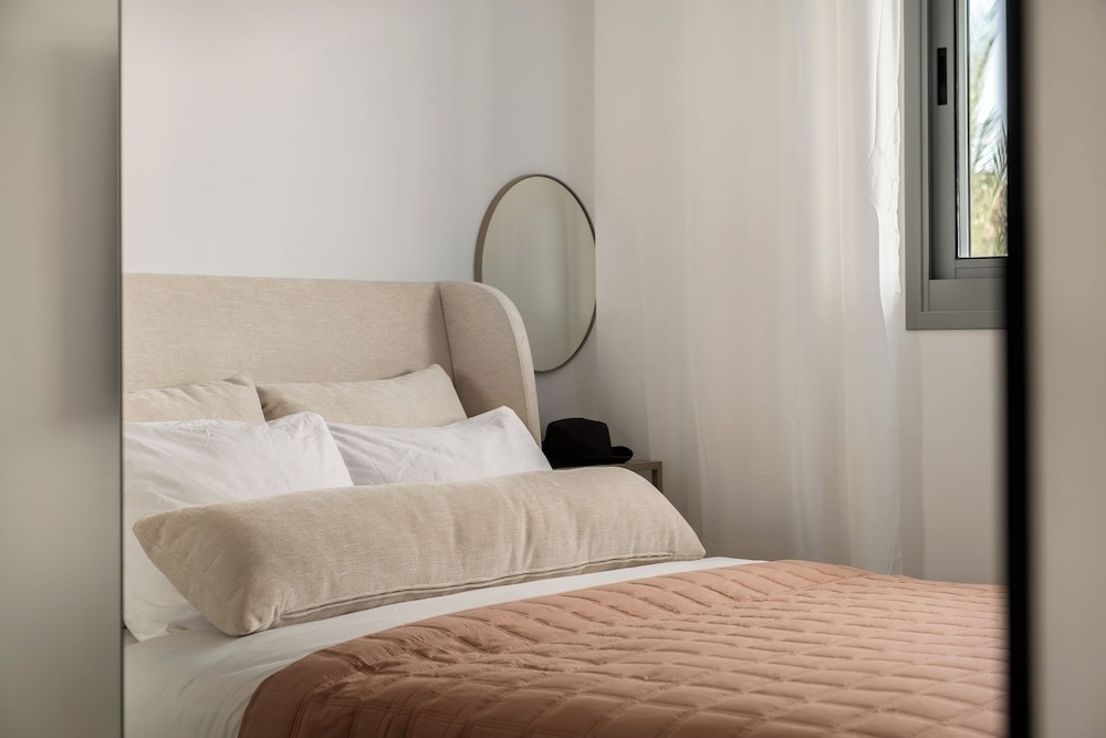 Red Canyon Peaceful Stay by Sea N' Rent