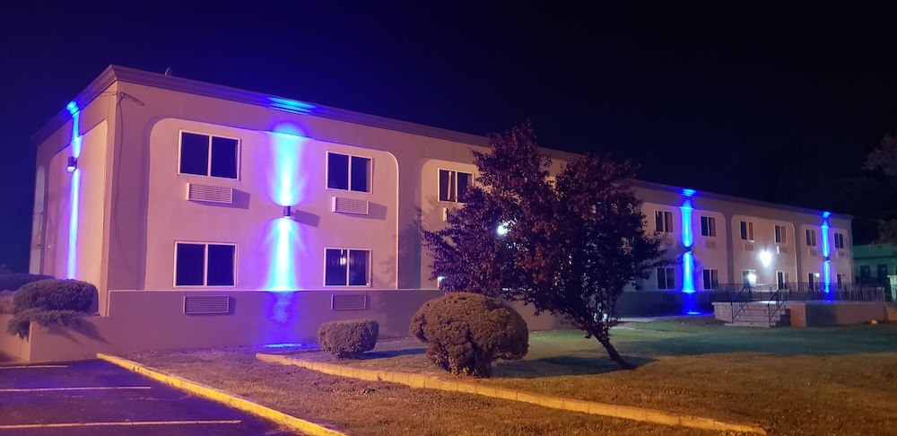 Motel 6 Tinton Falls, NJ – Neptune view 4
