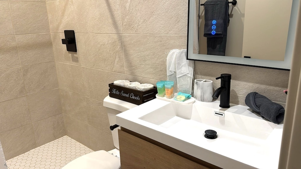 Premier Apts in Vibrant Downtown LA