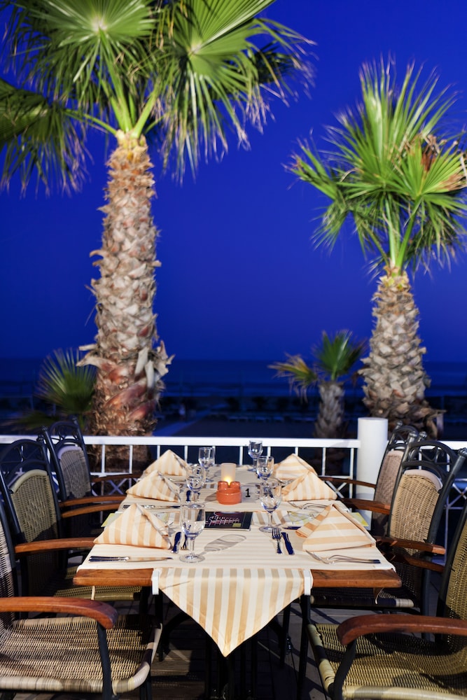 Club Grand Side Amazon Water World - All Inclusive