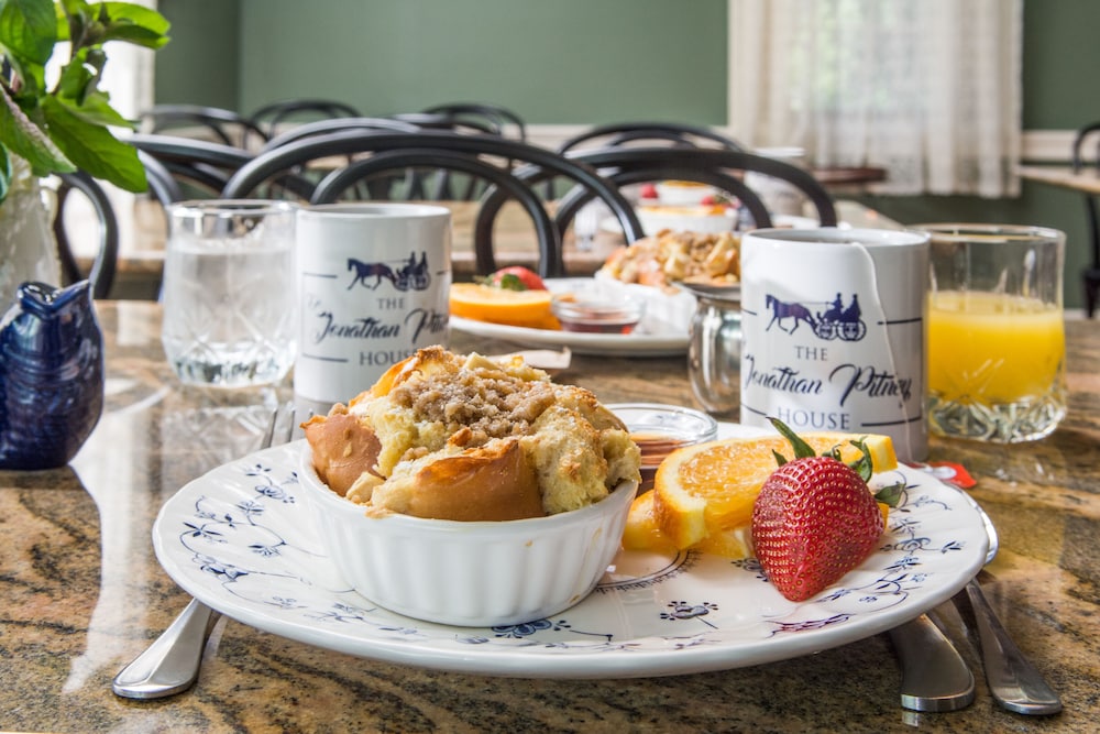 Pleasantville Vacations - Jonathan Pitney House - Property Image 1