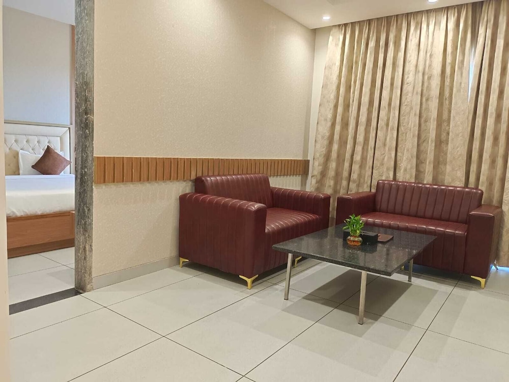 THE PRINCE ZENQ XPRESS RESORTT ROHTAK