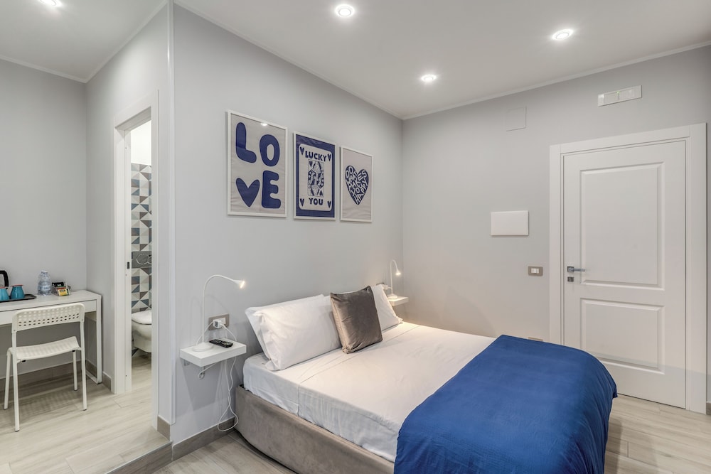 Marmolo Room