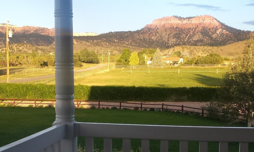 Bryce Canyon Livery Bed & Breakfast