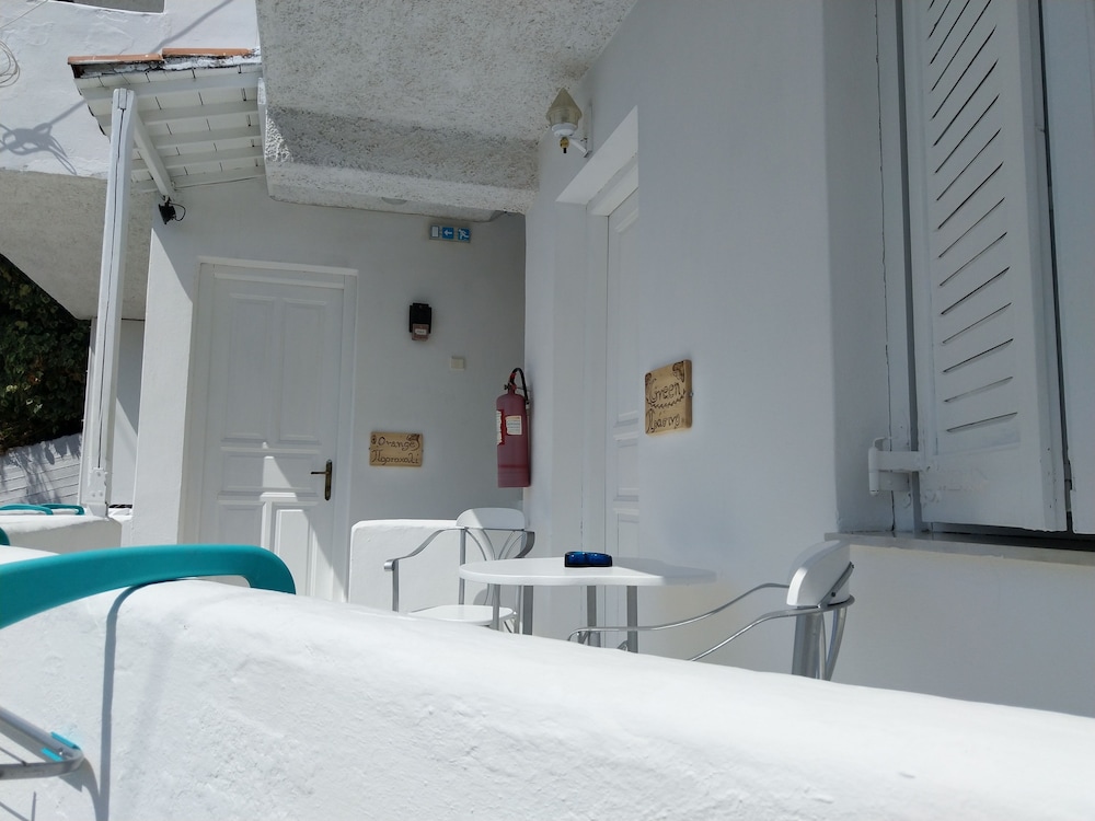 AMARANTHOS SKIATHOS VIEW