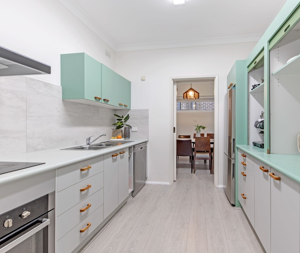 Kozyguru | Forestville | Charming 3Br House