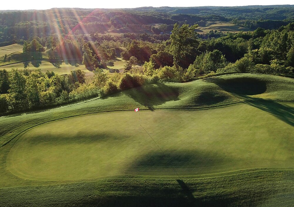 Hockley Valley Resort