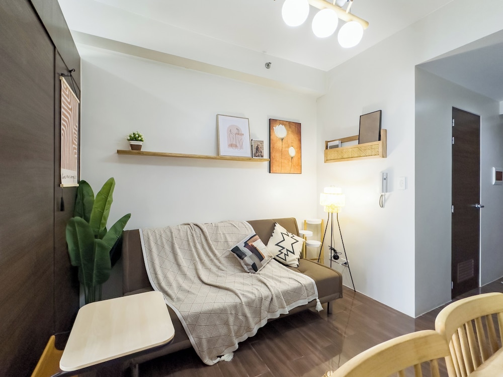 GemstoneBR in SMDC Air Residences