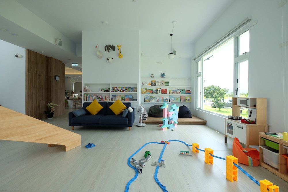 Childlike House view 3