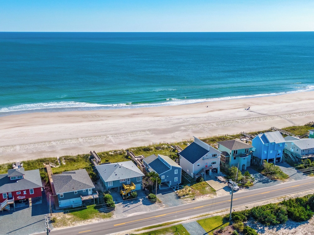 Blue Crab by Topsail Realty