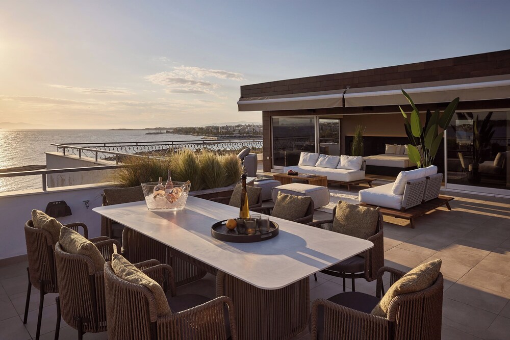 Casa Volare, Penthouse Retreat Athenian Riviera