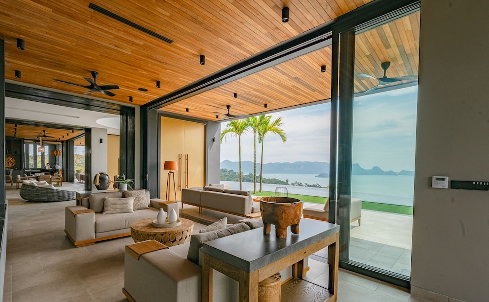 Villa Vista - Ultra-Luxury Private Villa