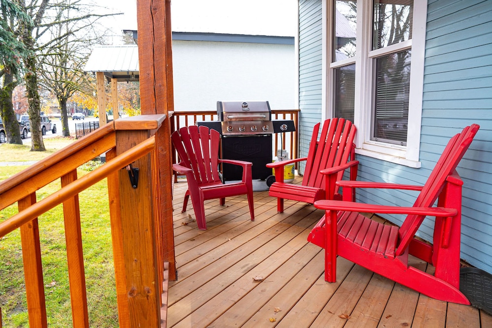 509 Mackenzie by Revelstoke Vacations