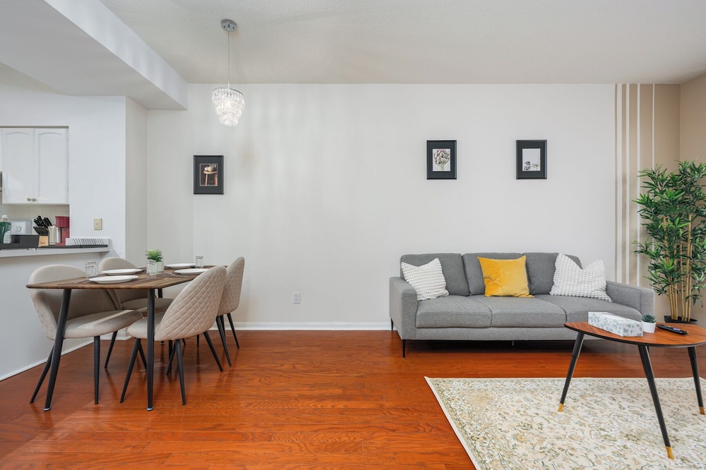 Fort York Suite
