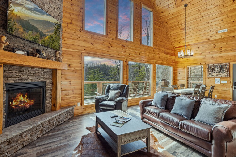Wild Heart Lodge 4 Bedroom Cabin