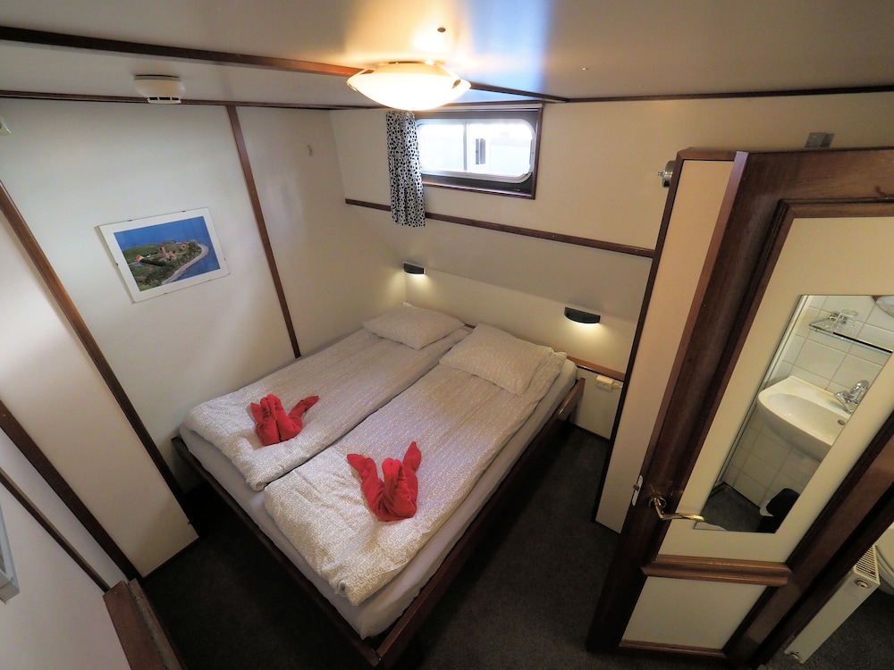 Hotelschip Sarah