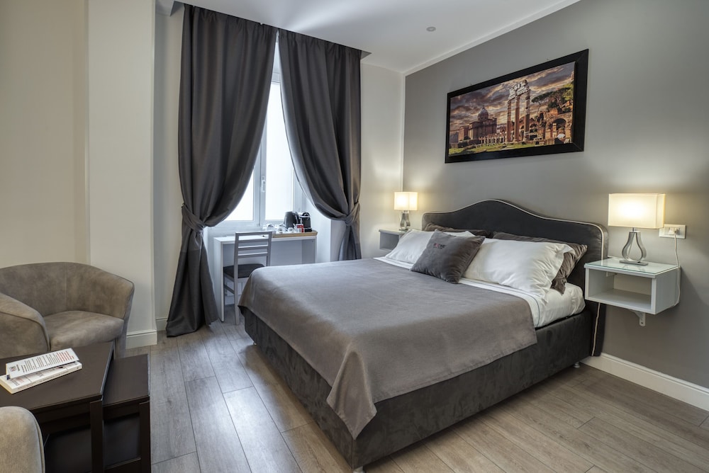 Rhome GuestHouse
