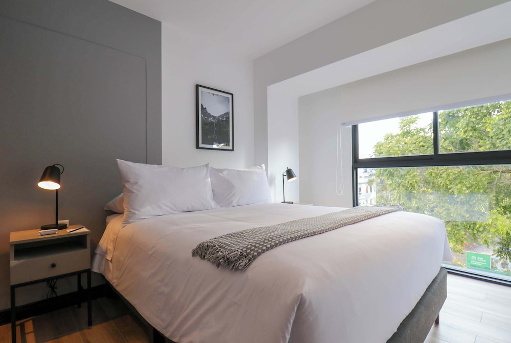 w Stylish 1BR w Balcony in San Isidro