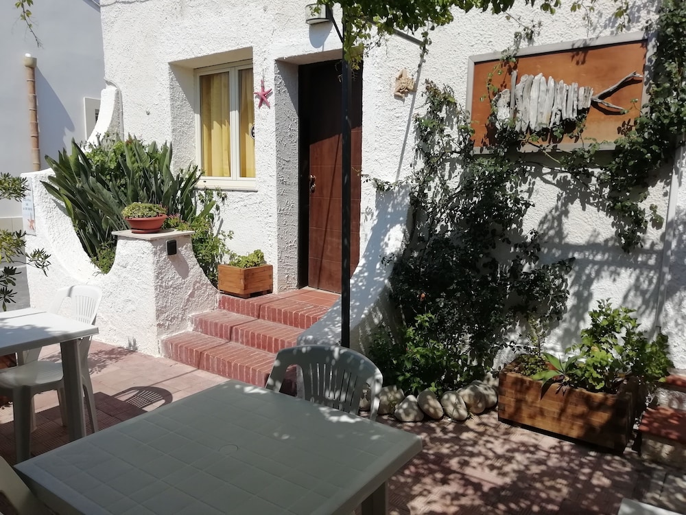 Stella Marina Albergo Diffuso B&B
