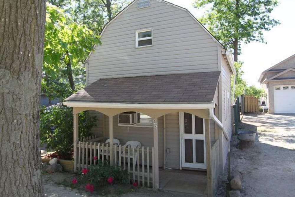 Riverview Cottages