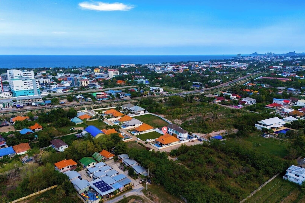 Private 3 Bedroom Pool Villa - PV7 view 4