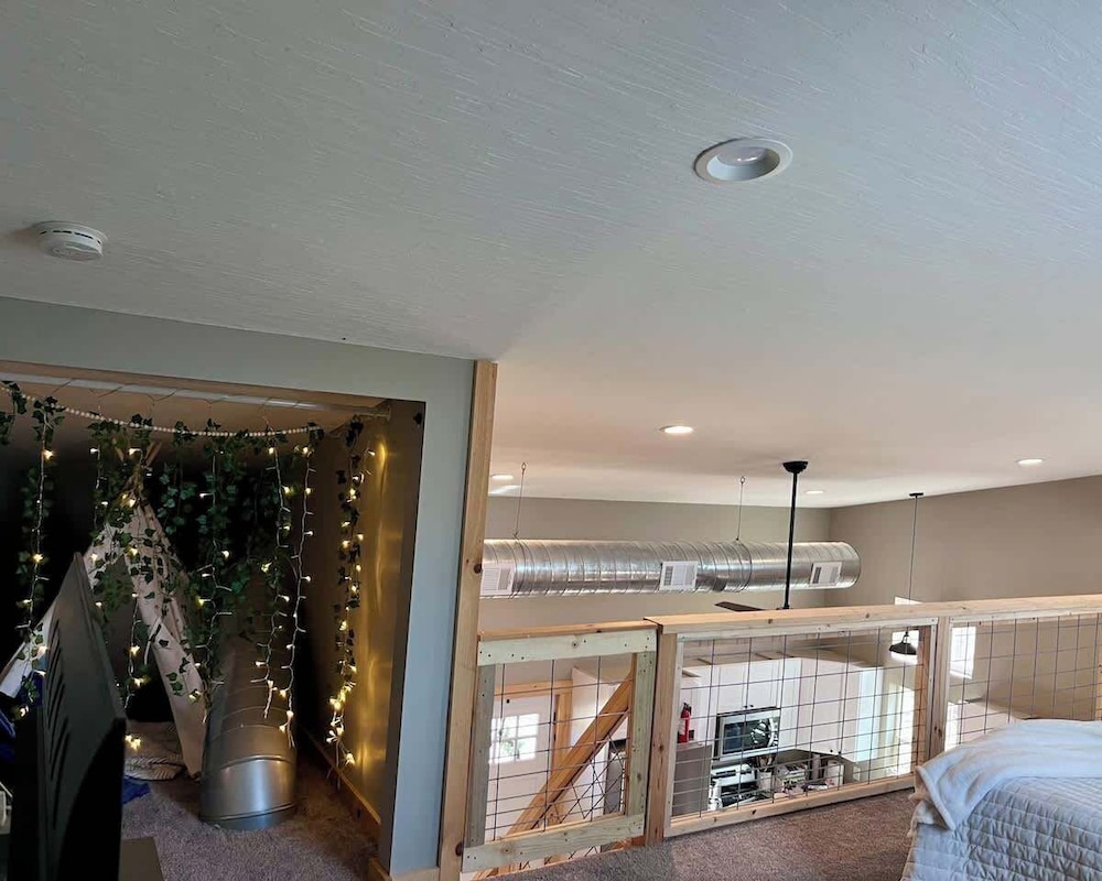 The Treetop Retreat Family Getaway in Scenic Hocking Hills
