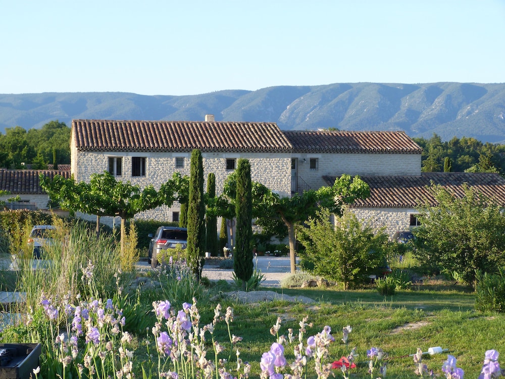 Le Mas des Etoiles - Luberon B&B