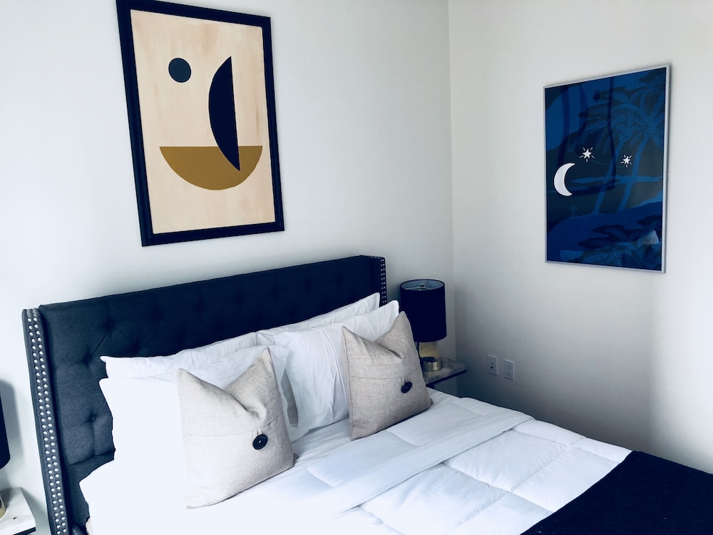 New Lyfe Finest Luxury Apartment