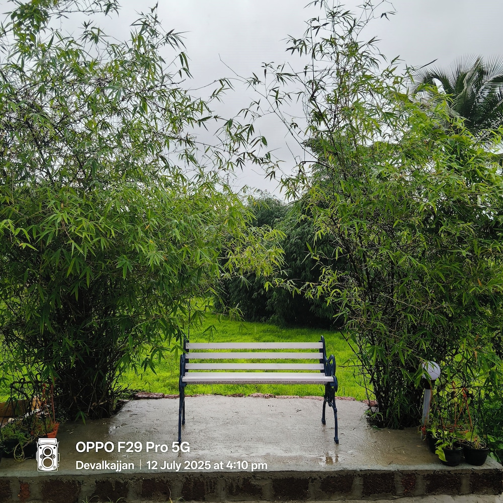 De Orchid Resort