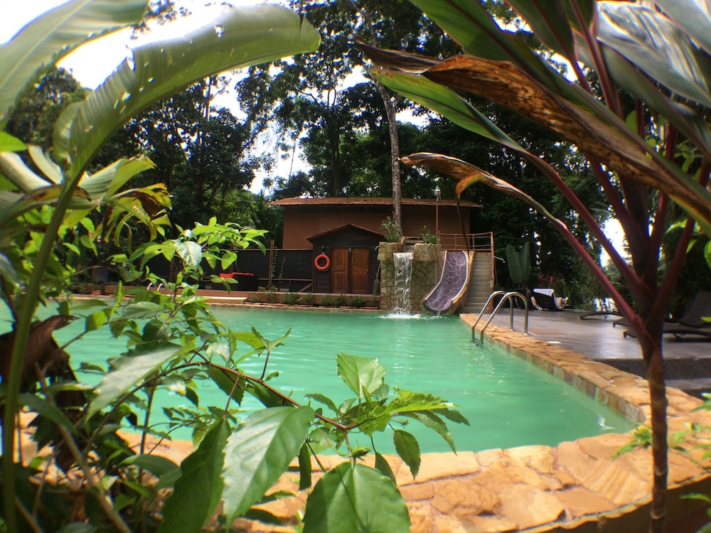 Foresta Lodge