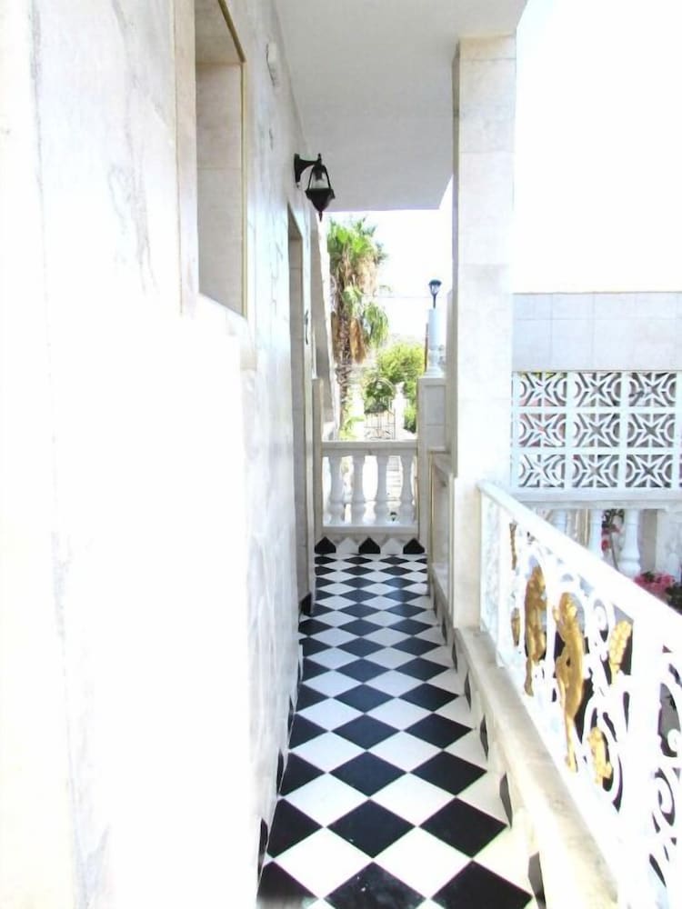 Castellino Studios
