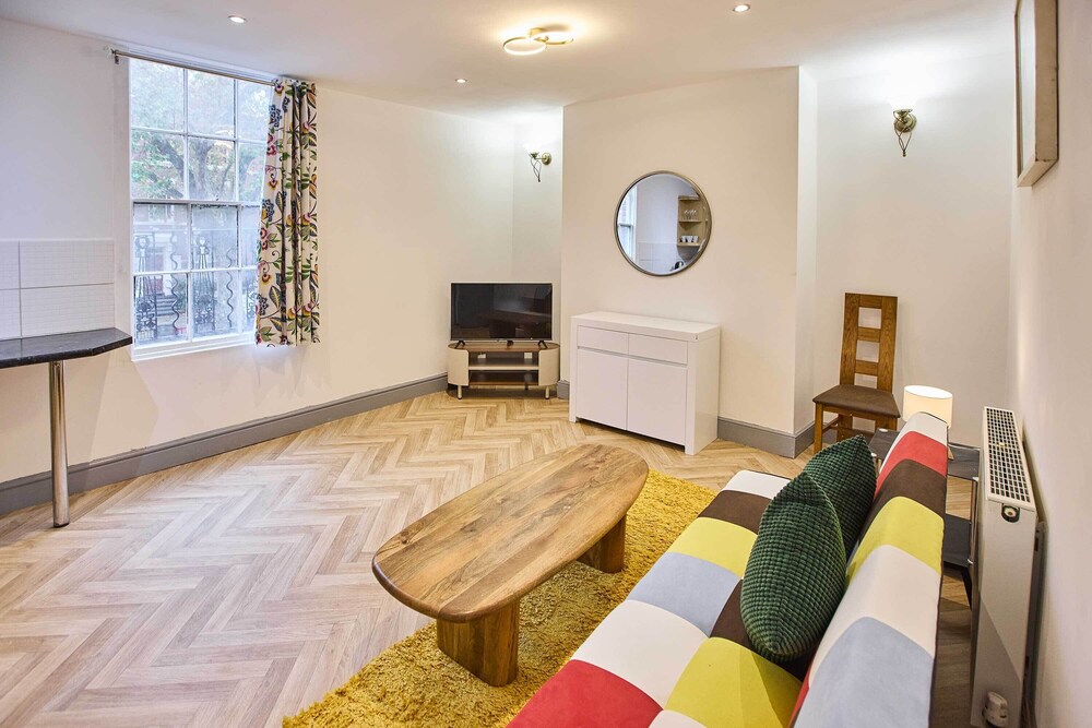 Host Stay Emporium Apartment A