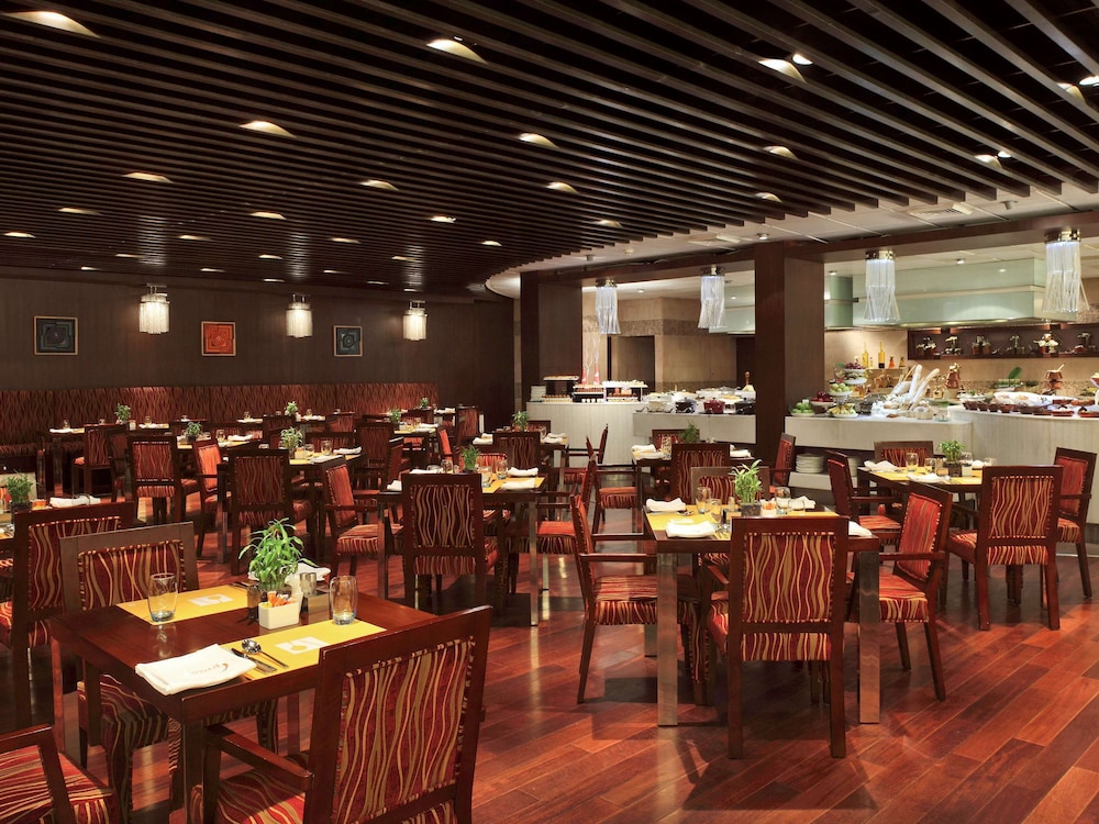 Mumbai Vacations - Novotel Mumbai Juhu Beach Hotel - Property Image 62