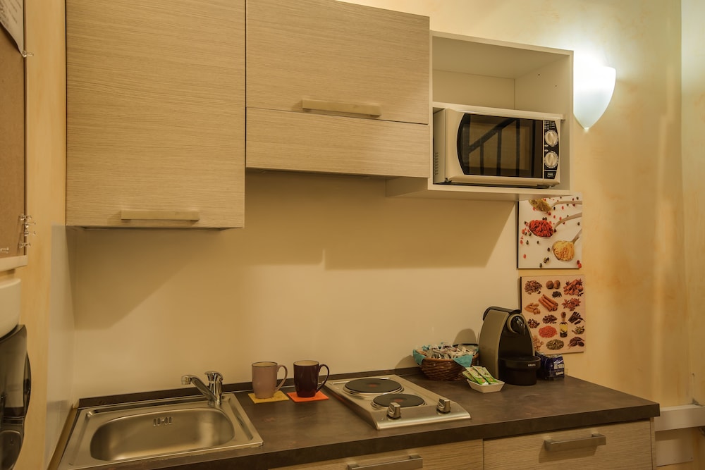 Rome King Suite