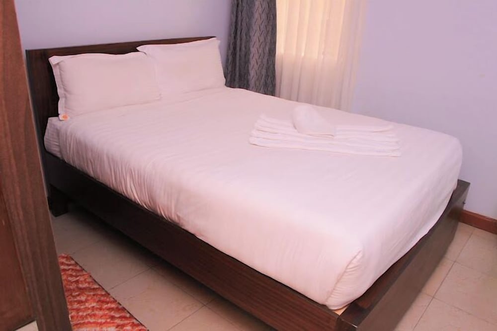 Lux Suites Bida Furnished Apartments
