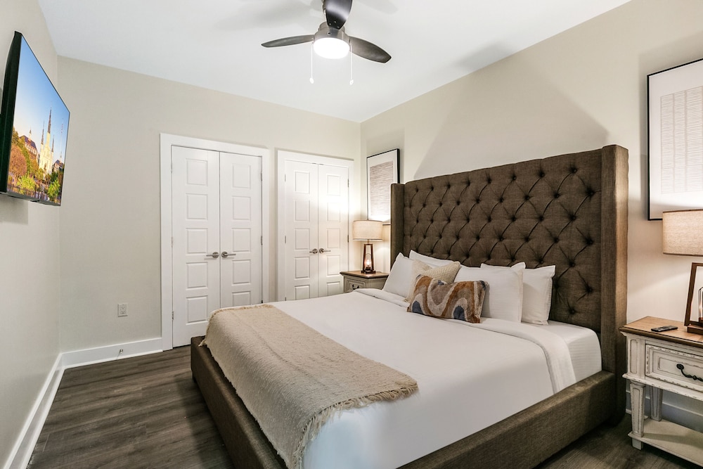 New Orleans Vacations - Modern 4BR Condo in the Heart of NOLA - Property Image 51