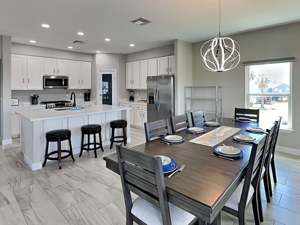 Play N Hooky by Ryson Vacation Rentals