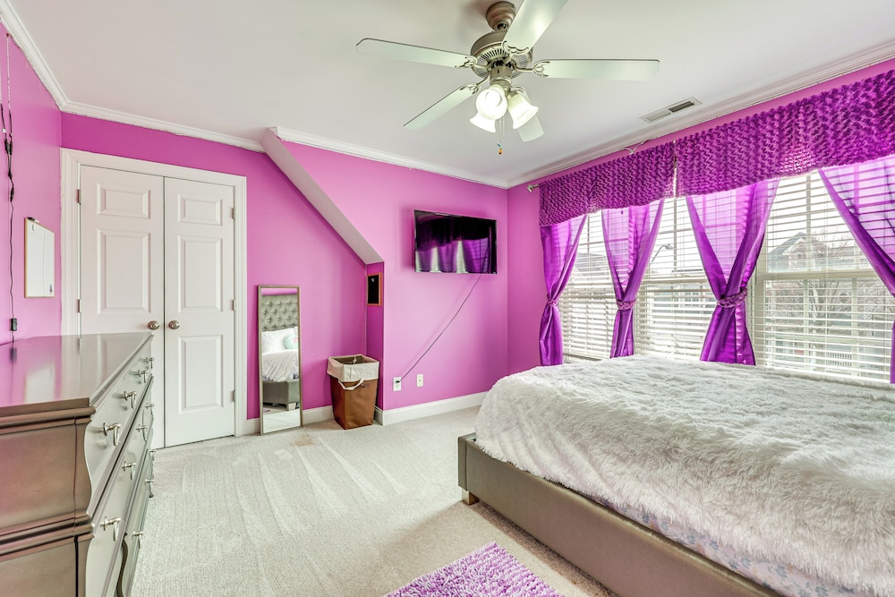 < 9 Mi to Dtwn Raleigh: Family Home w/ Pool Access