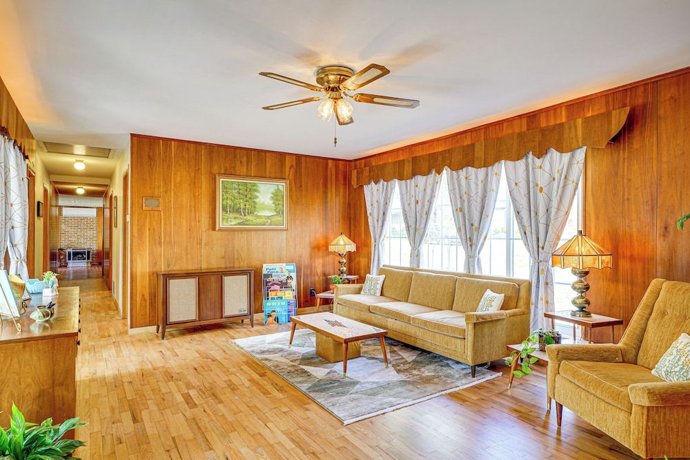 Mid-century 1950s Retreat w/ Carport in Monett!