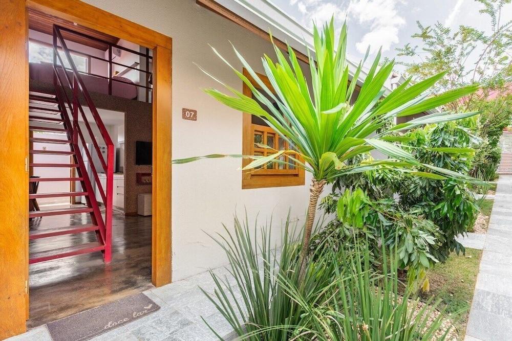 Hotel Condomínio Vila Bela - Image 1