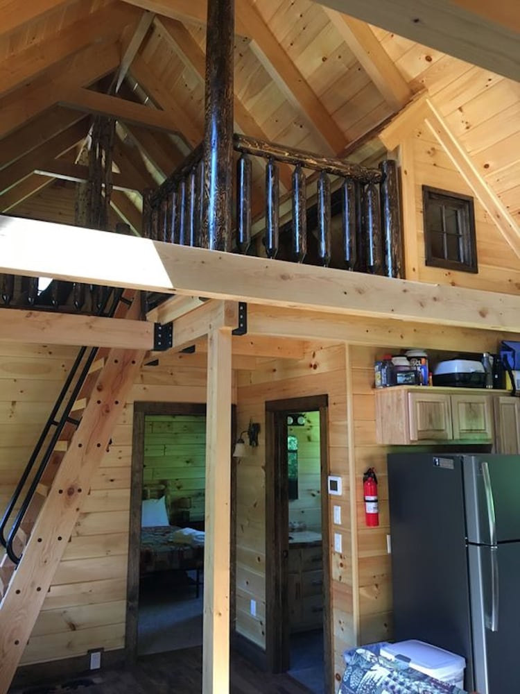 Moose Lodge and Cabins by Bretton Woods Vacations