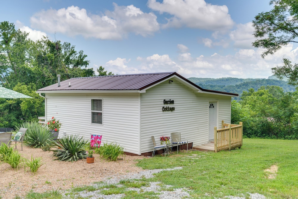 Mtn-view Cottage w/ Garden & Yard in Erwin!