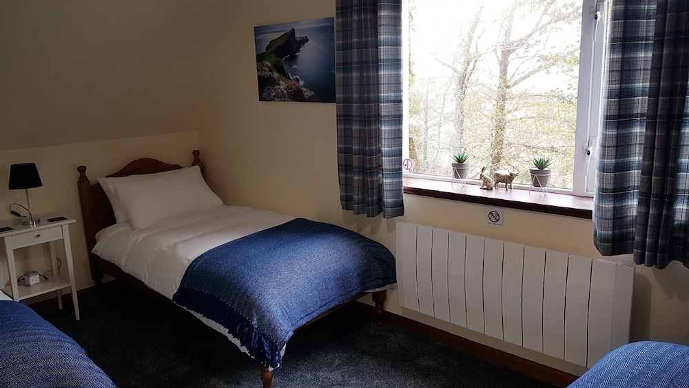 Moorside Rooms view 3