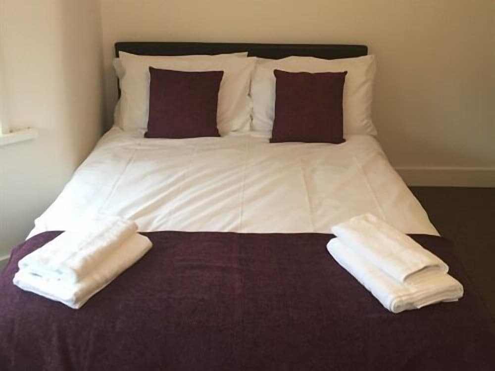 Beddoe Apartments