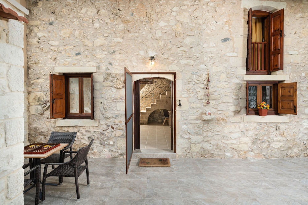 Pagonas Traditional House photo 3