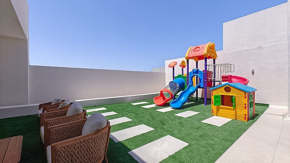 A Prime Studio That Sleeps 2 in Jebel Ali